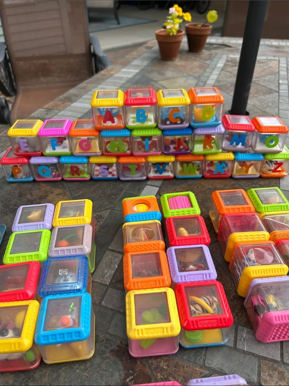 Vintage Fisher Price Peek A Boo Colorful Alphabet and Sensory Toy Blocks Lot‎ 84
